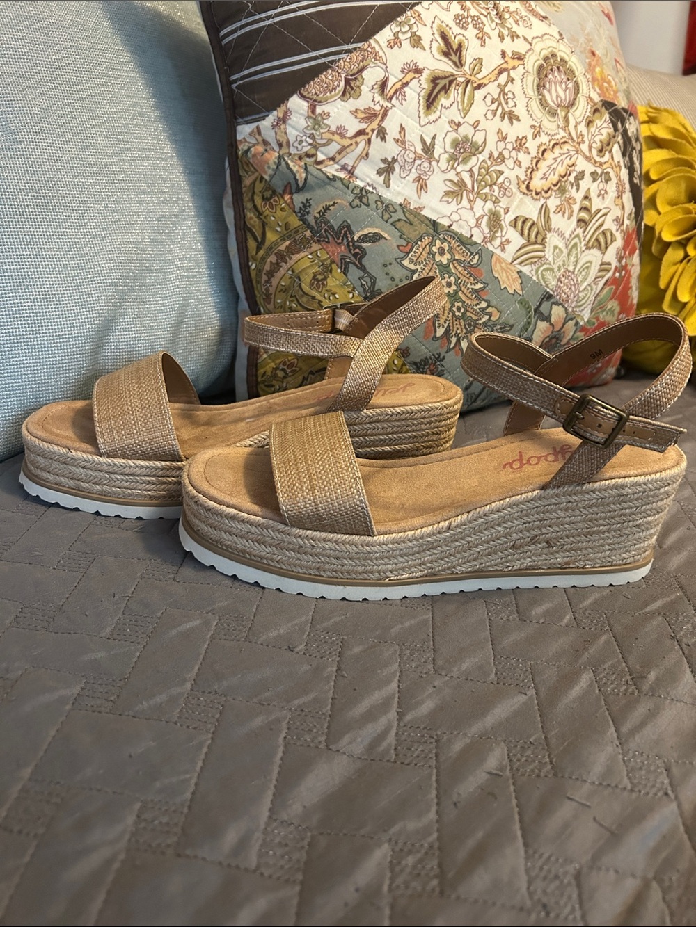 Jellypop Platform Espadrille Sandals - Beige Sz 9